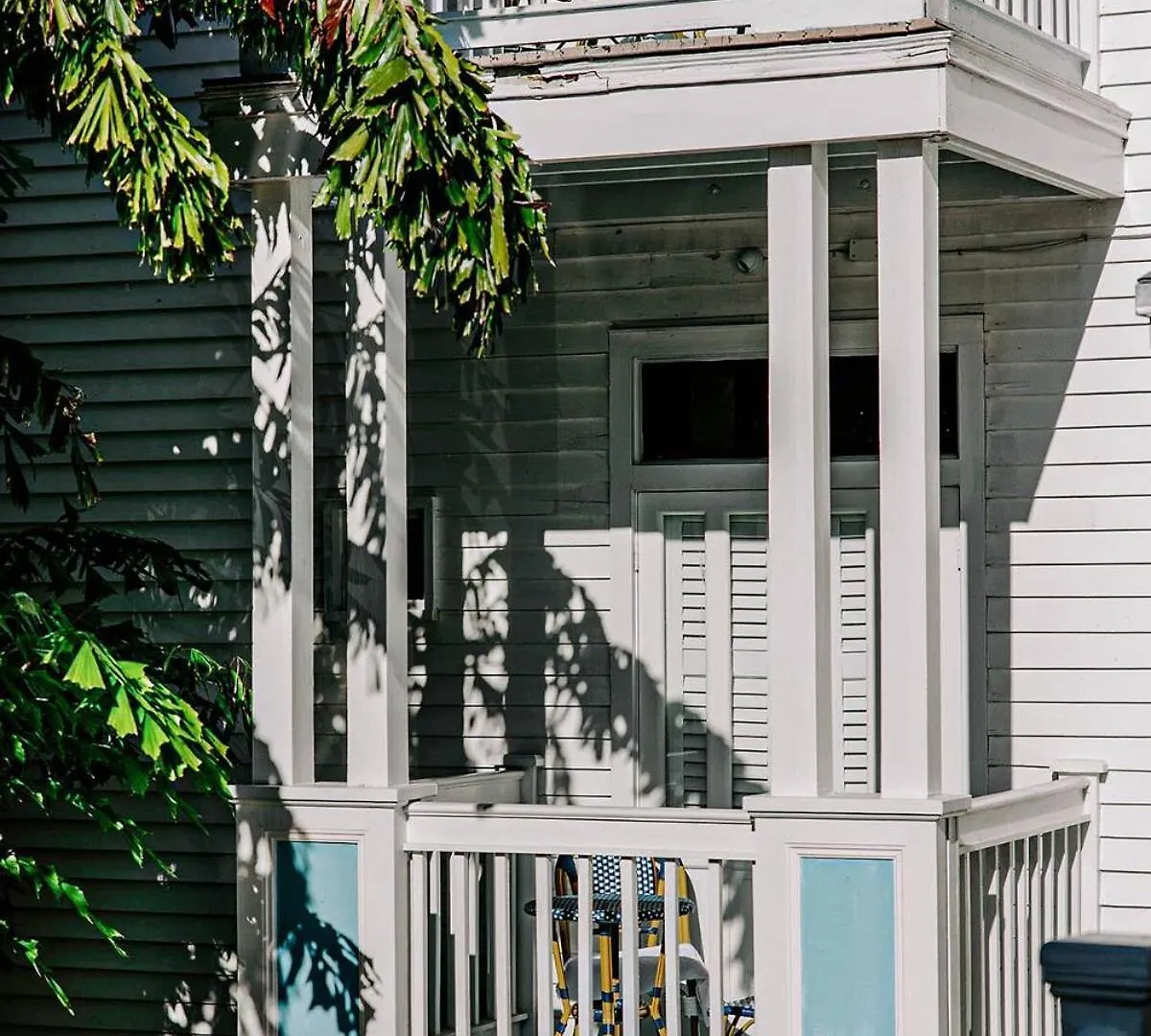 Penzion Classic King With Balcony At Curry Mansion Key West