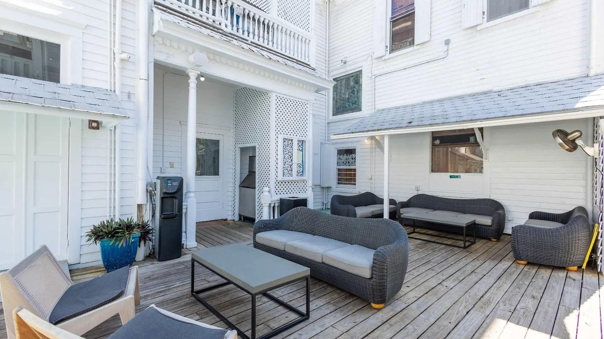 Penzion Classic King With Balcony At Curry Mansion Key West