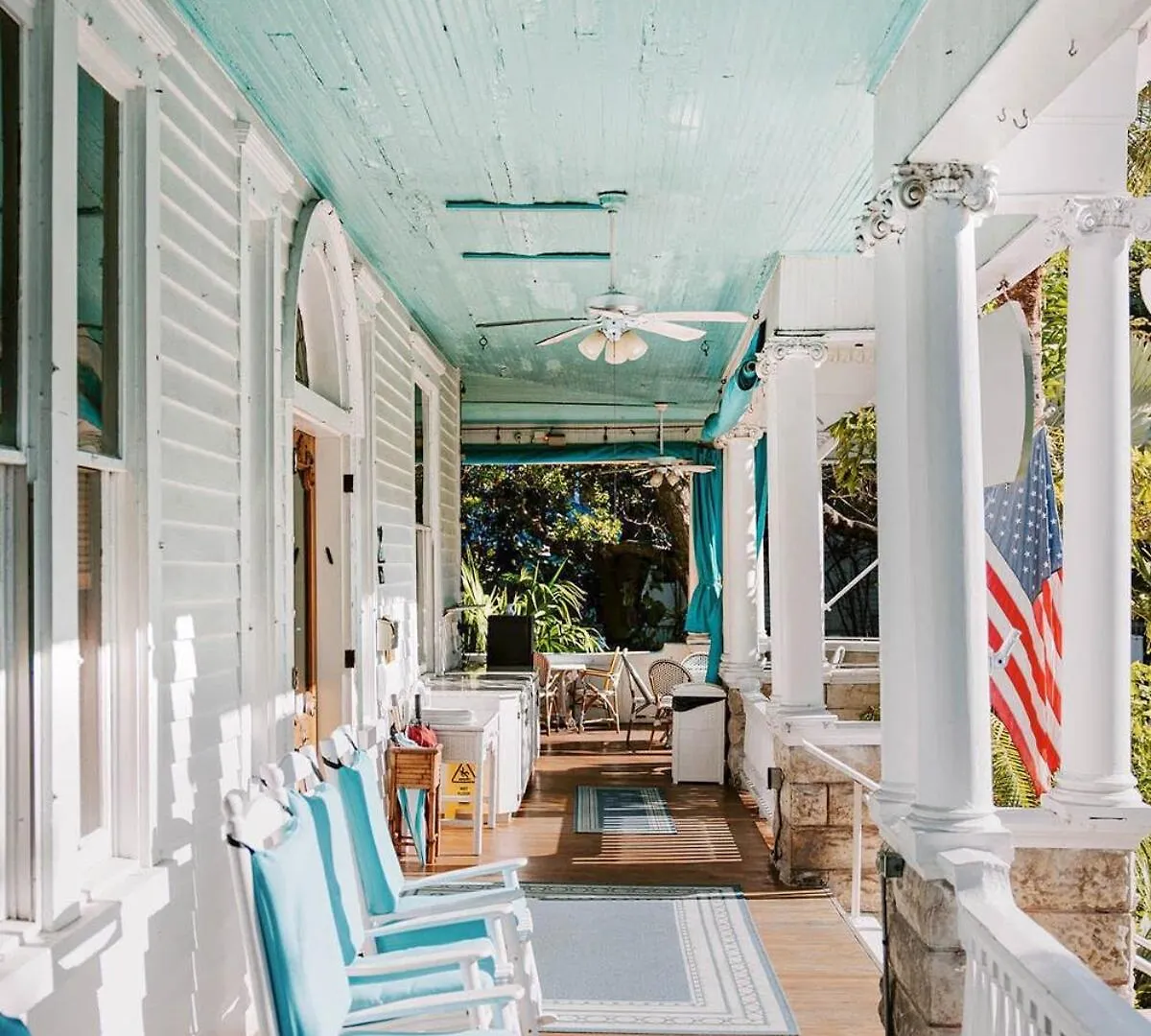 Classic King With Balcony At Curry Mansion Key West